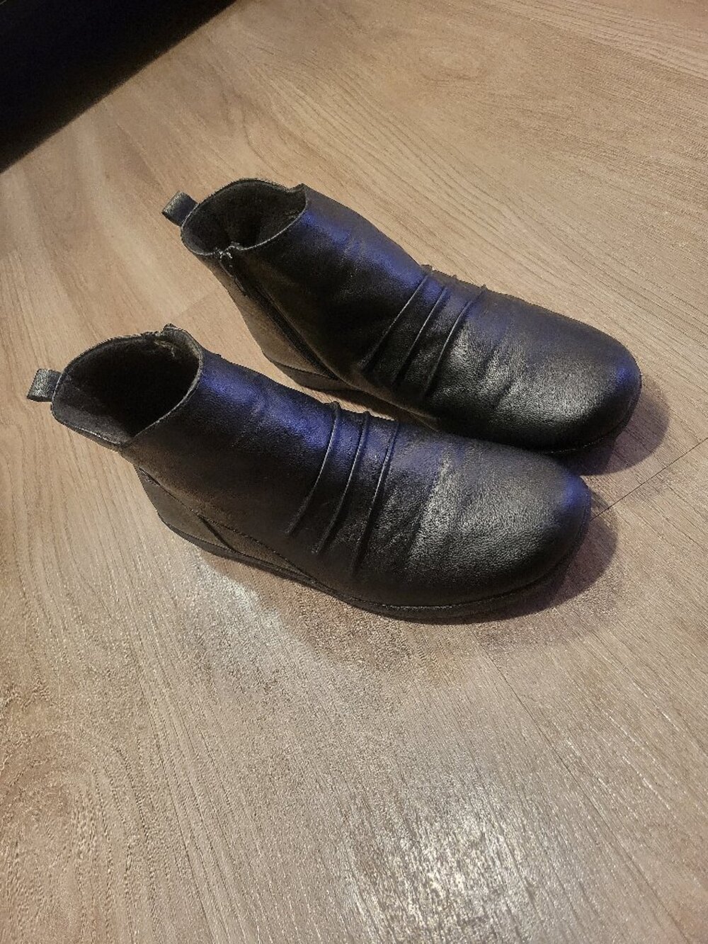 Blk Moon Boots